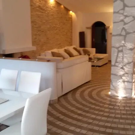 Nyaraló Romana