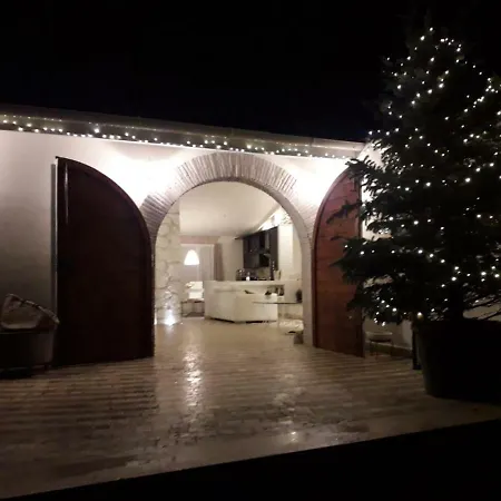 Nyaraló Romana *